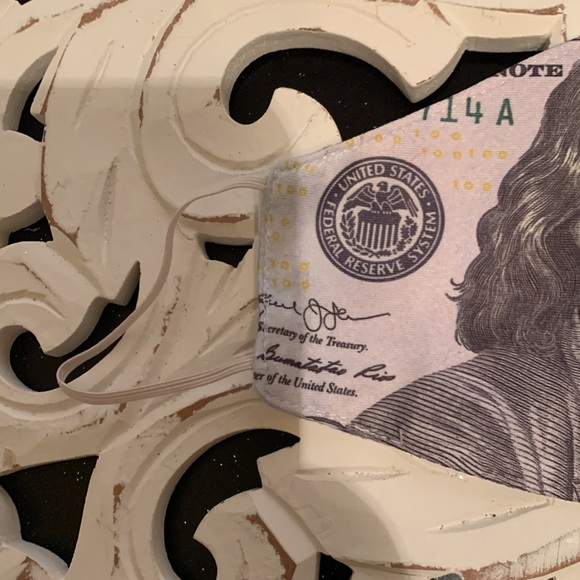 Handmade Dollar Bill Money Note Stretchy Face Mask NWOT - Picture 3 of 4